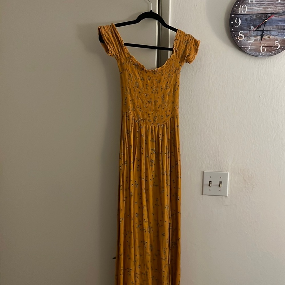 Off the shoulder maxi dress